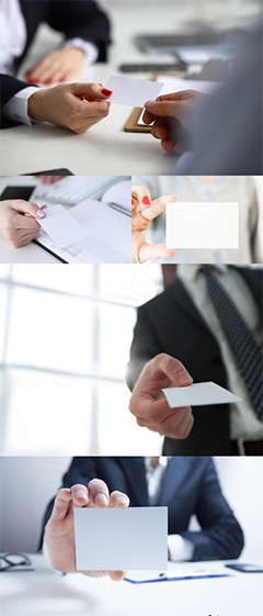 5张手持空白名片模板的商务人士高清图片