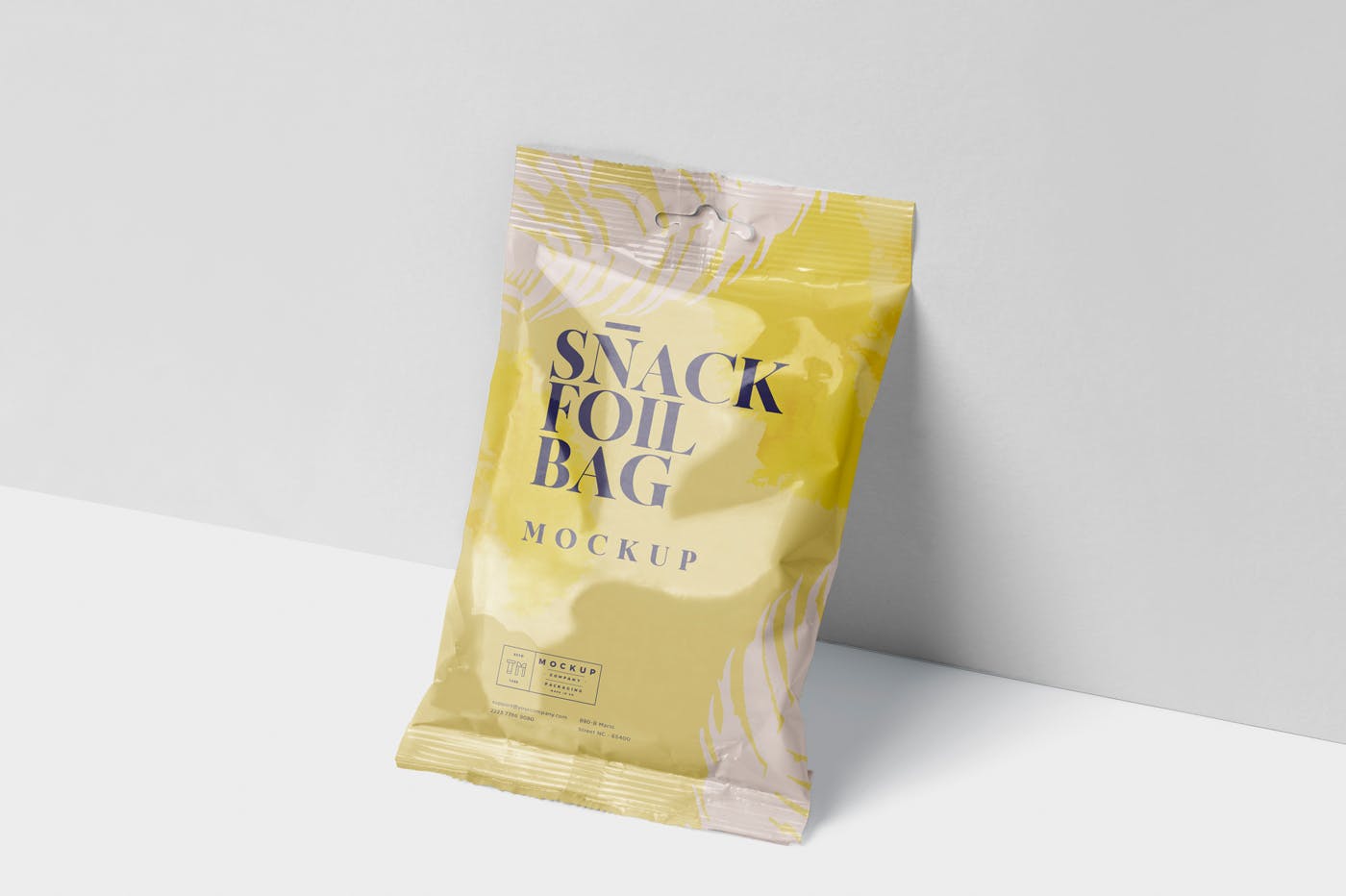 小吃零食铝箔包装袋设计样机模板 Snack Foil Bag Mockup – Slim Size插图(2)