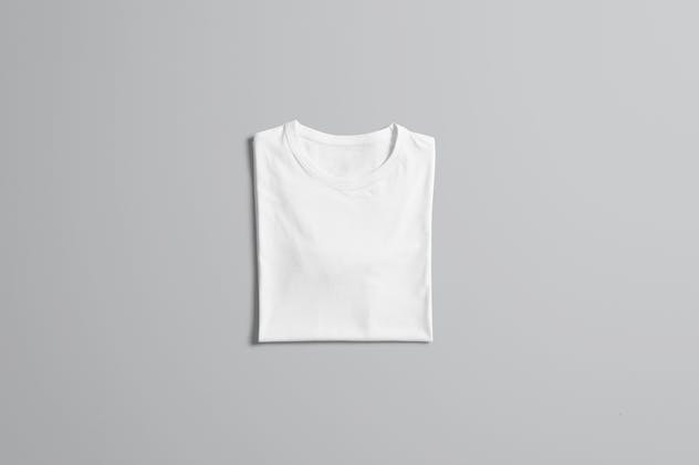 男模特圆领白色T恤服装样机 T-Shirt Mock-Up / Crew Neck Male Model Edition插图(8)