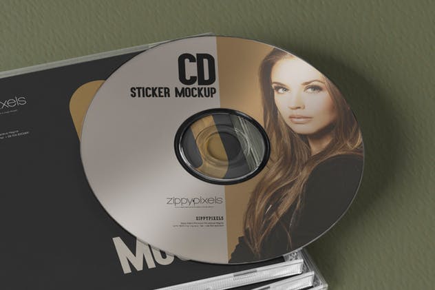 经典圆盘音乐CD封面样机模板 6 CD Cover Mockups插图(4)