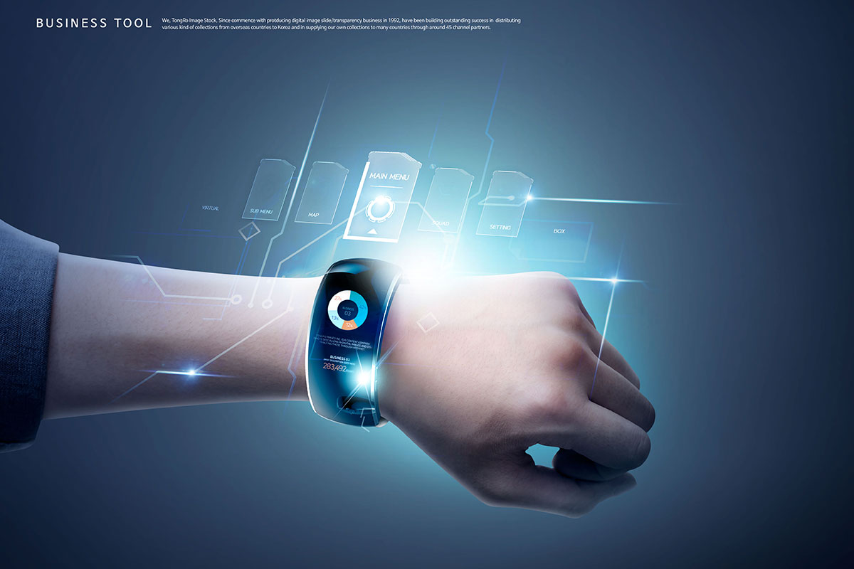 智能投影手表高科技主题广告海报设计插图