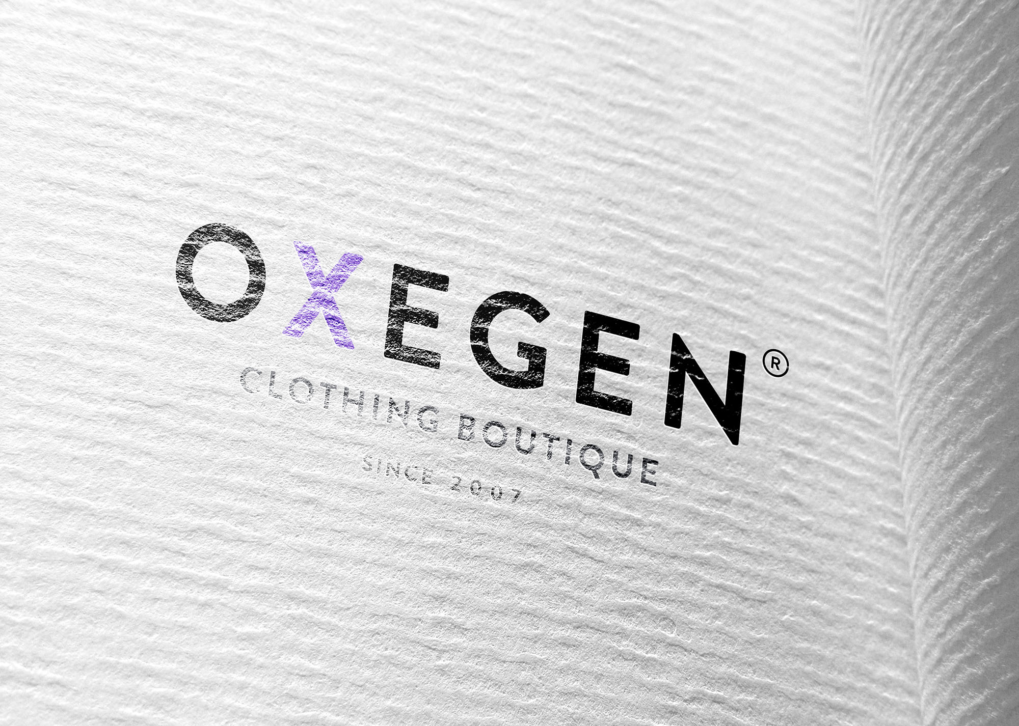 Logo设计印刷效果图样机模板 Textured Paper Logo Mockup插图