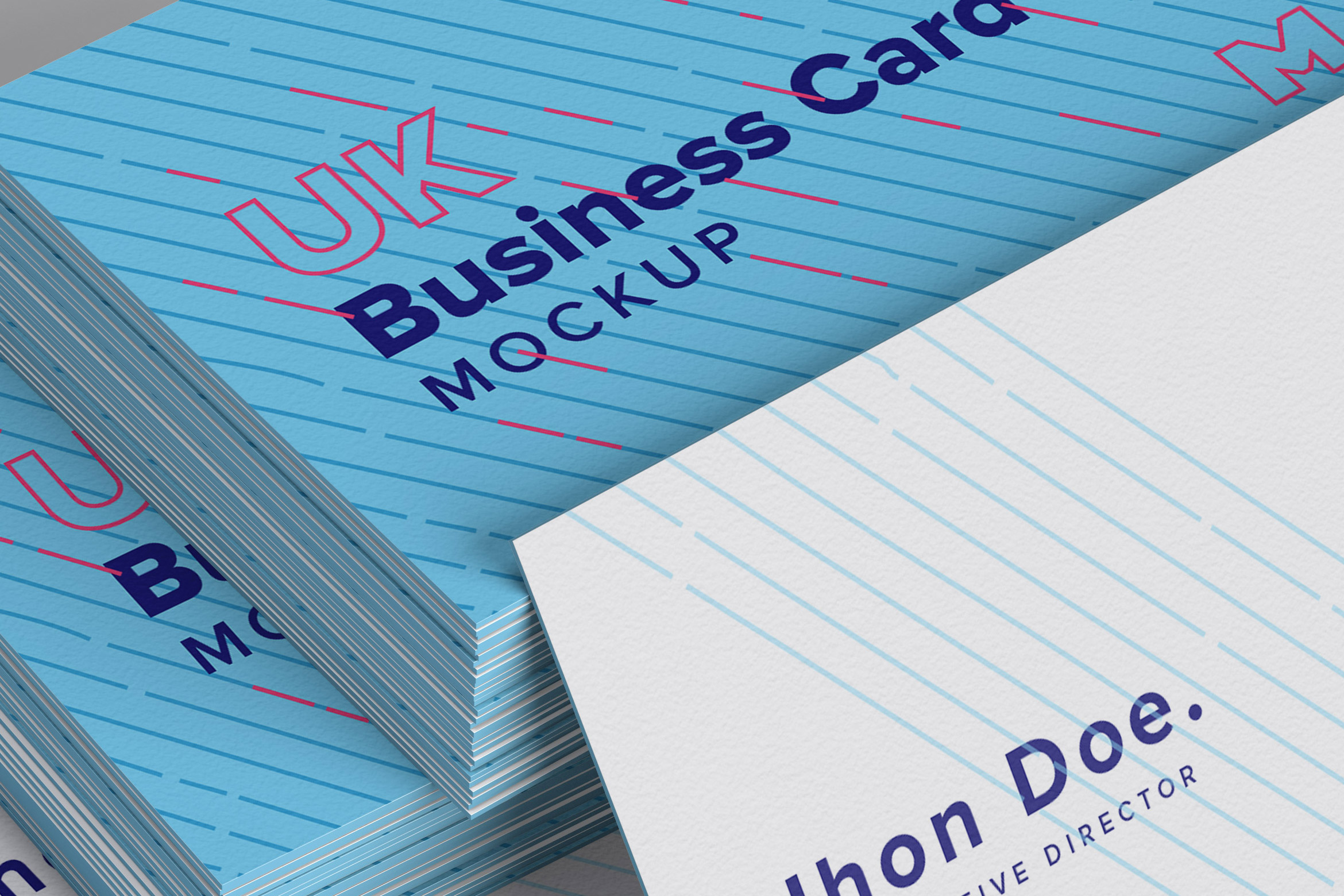 UK尺寸标准企业名片堆叠效果预览样机模板08 UK Business Cards Mockup 08插图(2)