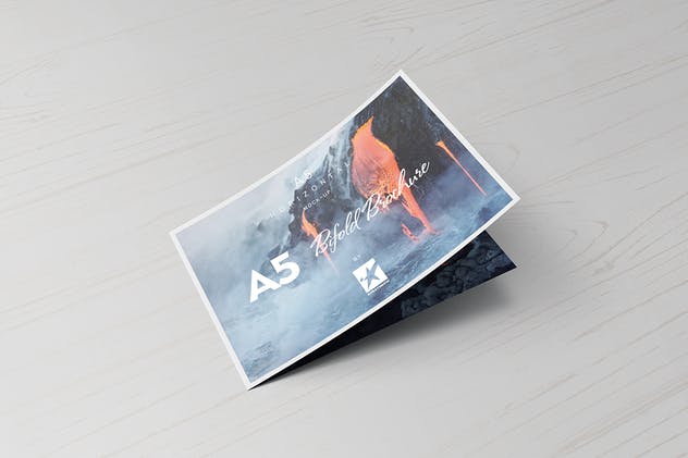A5尺寸规格宣传册设计平铺视觉样机模板 Bi-Fold A5 Horizontal Brochure Mock-Ups Vol.1插图(3)