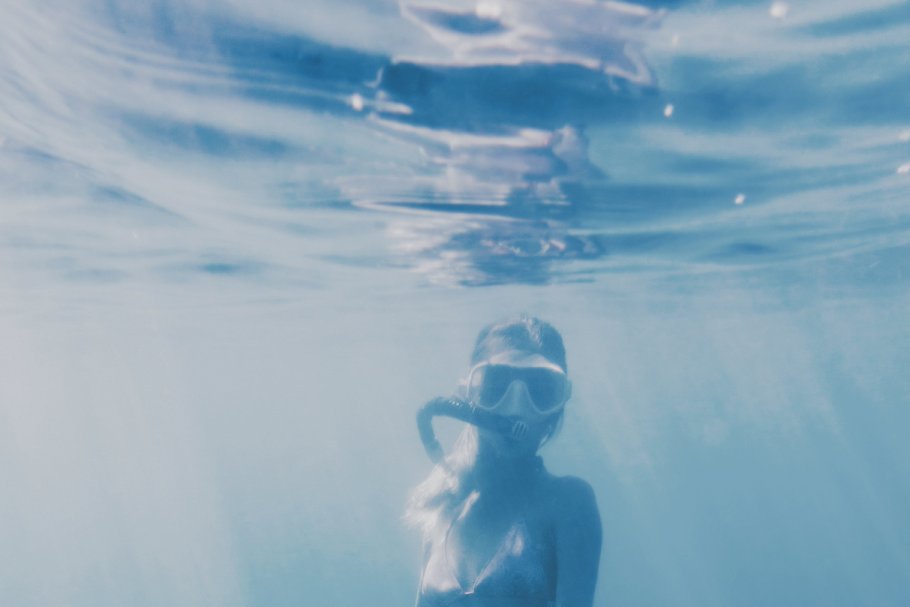 潜水主题高清照片素材 Young woman underwater Photo Bundle.插图(1)