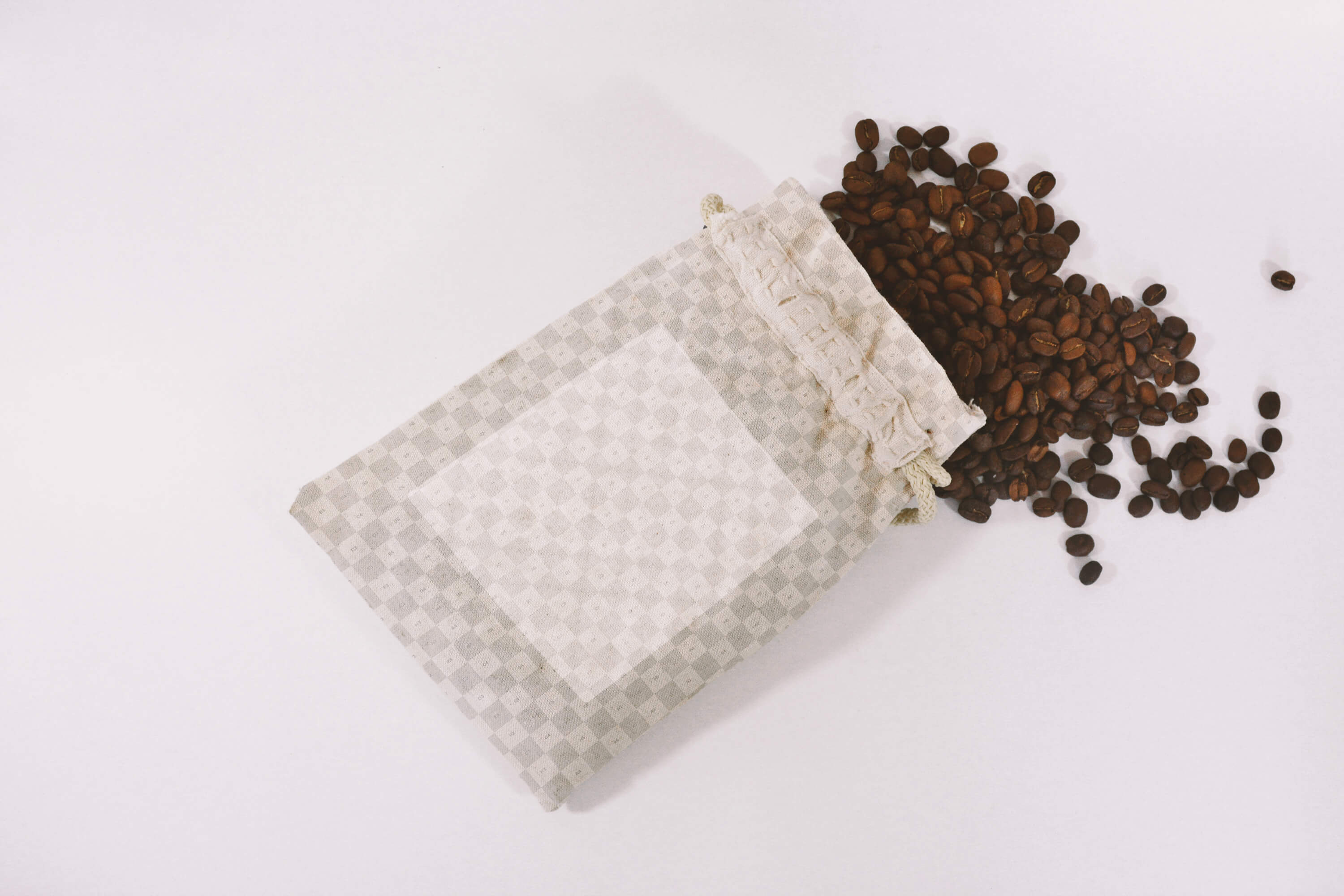 咖啡豆包装麻袋外观设计样机模板 Jute Coffee Bag Mockup插图(1)