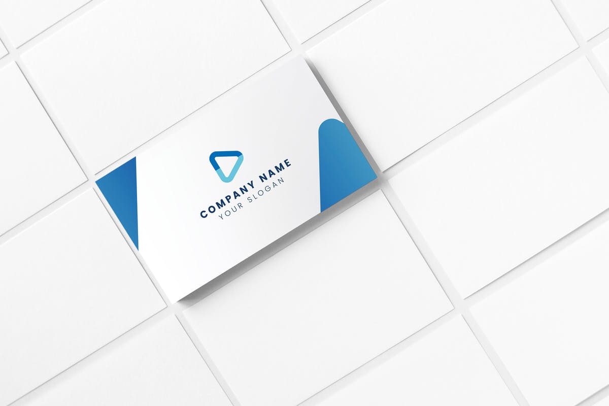 蓝色设计风格企业名片设计模板下载 Professional Blue Business Card Template插图