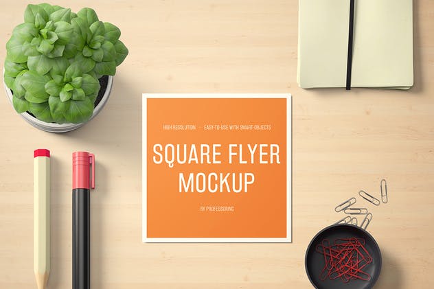 逼真的方形传单样机套装V1 Square Flyer Mockup – Set 1插图(1)
