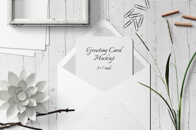 圆角贺卡卡片样机模板 7×5 Rounded Corners Greeting Card Mockup Set 1插图(1)