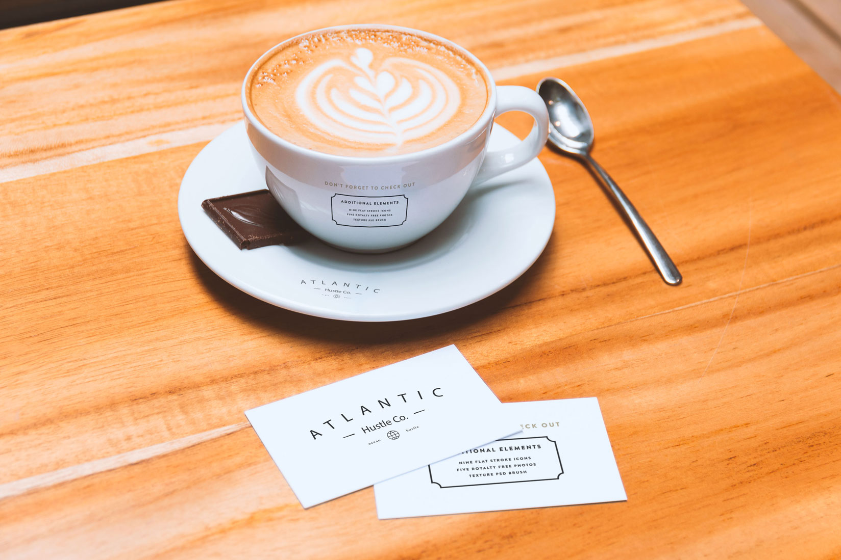 企业VI设计企业名片和咖啡杯样机模板 Business Cards and Coffee Cup Mockup插图