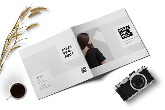 高端时尚摄影服务机构产品目录设计模板 Photography Portfolio Brochure插图(1)