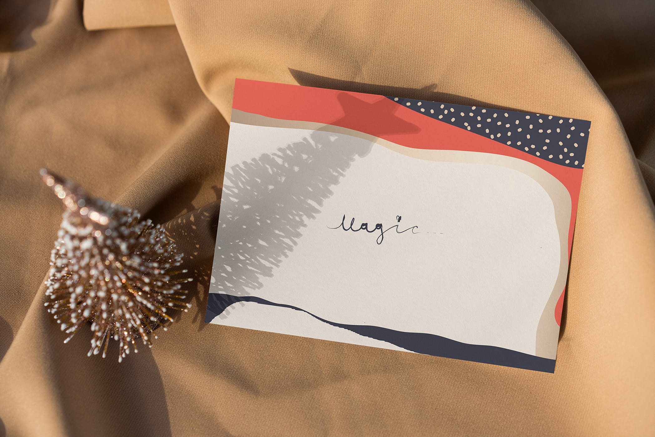 圣诞节明信片设计图预览样机模板 Christmas Postcard Mock-Ups插图(12)