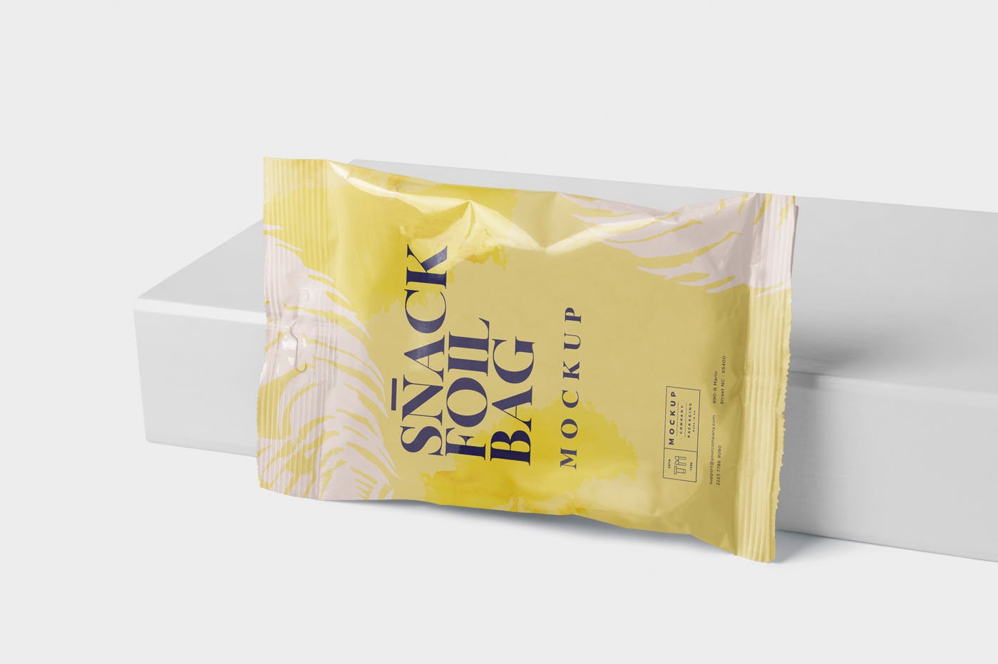小吃零食铝箔包装袋设计样机模板 Snack Foil Bag Mockup – Slim Size插图(3)