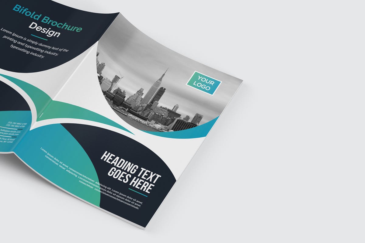 双折页企业介绍/年度报告设计模板 Bifold Brochure插图