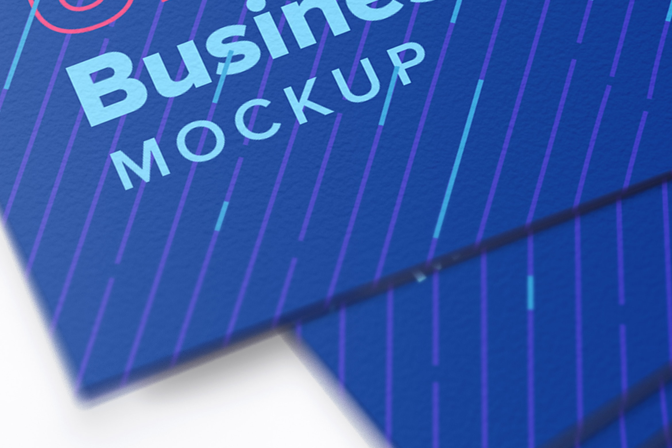UK尺寸标准企业名片设计效果图预览样机模板04 UK Business Cards Mockup 04插图(1)