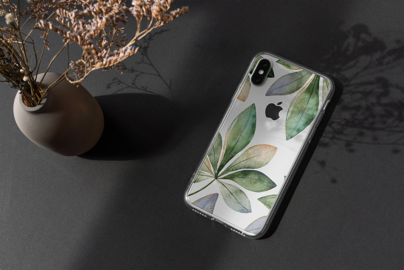 iPhone手机透明保护壳外观设计样机模板 iPhone Clear Case Mock-Up’s插图(5)
