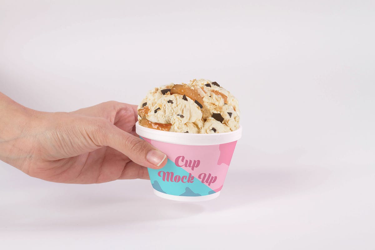 冰淇淋纸杯图案设计预览素材库精选模板 Ice Cream Cup Mock Up插图