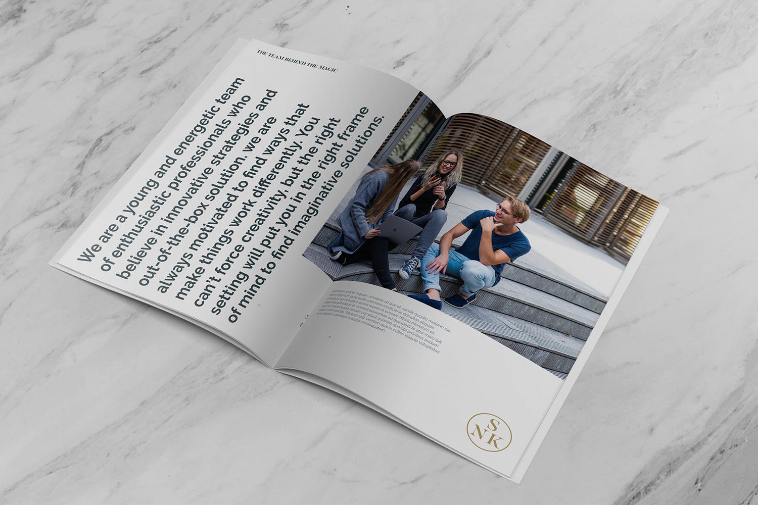A4宣传小册子/企业画册内页排版设计效果图样机16设计网精选 A4 Brochure Mockup Open Pages插图(2)