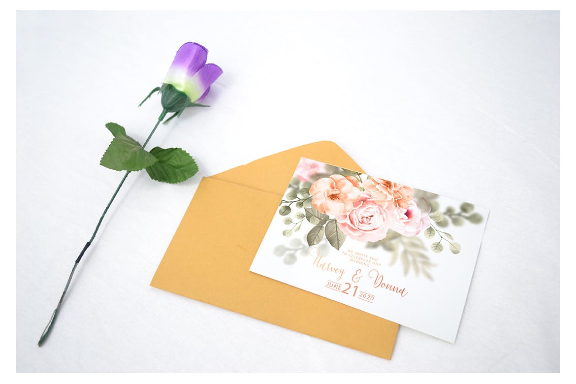 婚礼邀请函设计效果图样机非凡图库精选模板v1 Realistic Wedding Invitation Card Mockup插图(2)