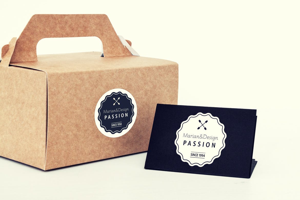 蛋糕外带盒包装&品牌Logo设计效果图普贤居精选模板 Photorealistic Paper Box & Logo Mock-Up插图(7)
