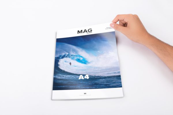 A4尺寸标准杂志封面设计效果图样机02 A4 Magazine Closed Mockup 02