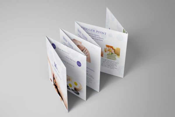 七折页方形迷你小册子印刷品样机 Square Mini Brochure Seven Panel Mockups 01