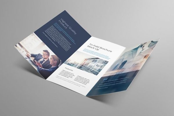 产品服务宣传企业宣传三折页小册子样机模板 Tri-fold Brochure Mock-Up