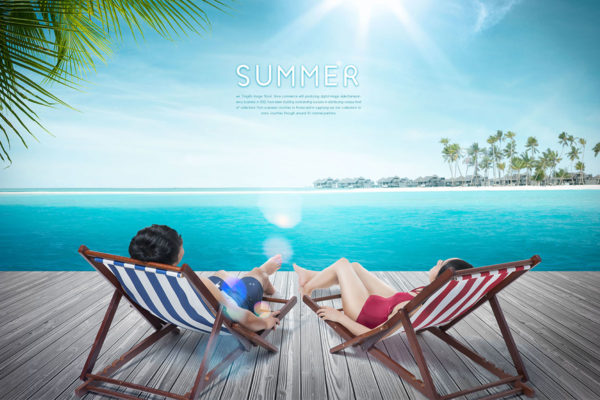 夏季暑假海边度假旅行主题海报设计