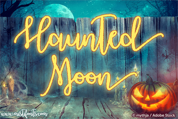 Haunted Moon font插图