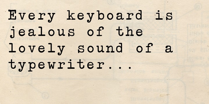 Typewriter Revo Font Family插图3
