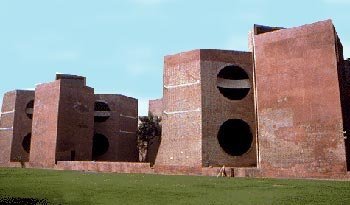 美国现代建筑大师路易·康（Louis Isadore Kahn）