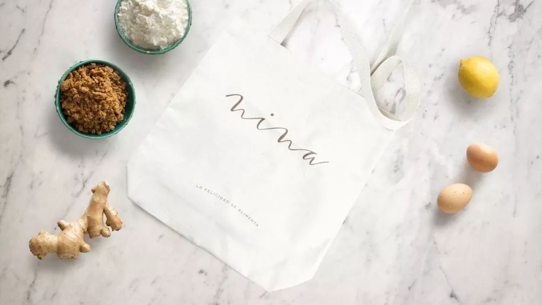 手工制作的饼干品牌Nina包装设计