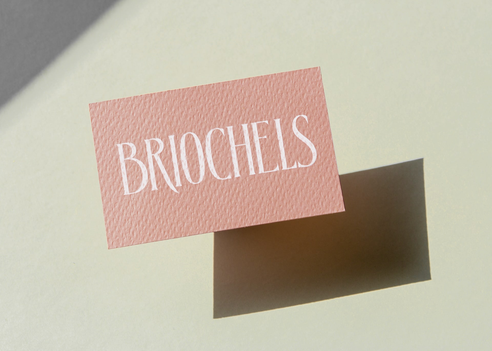 优雅的鸡蛋！Briochels餐厅品牌视觉设计