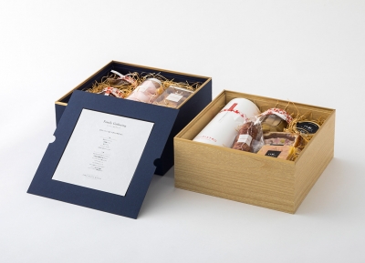 京都柏悦酒店圣诞礼盒包装设计16图库网精选