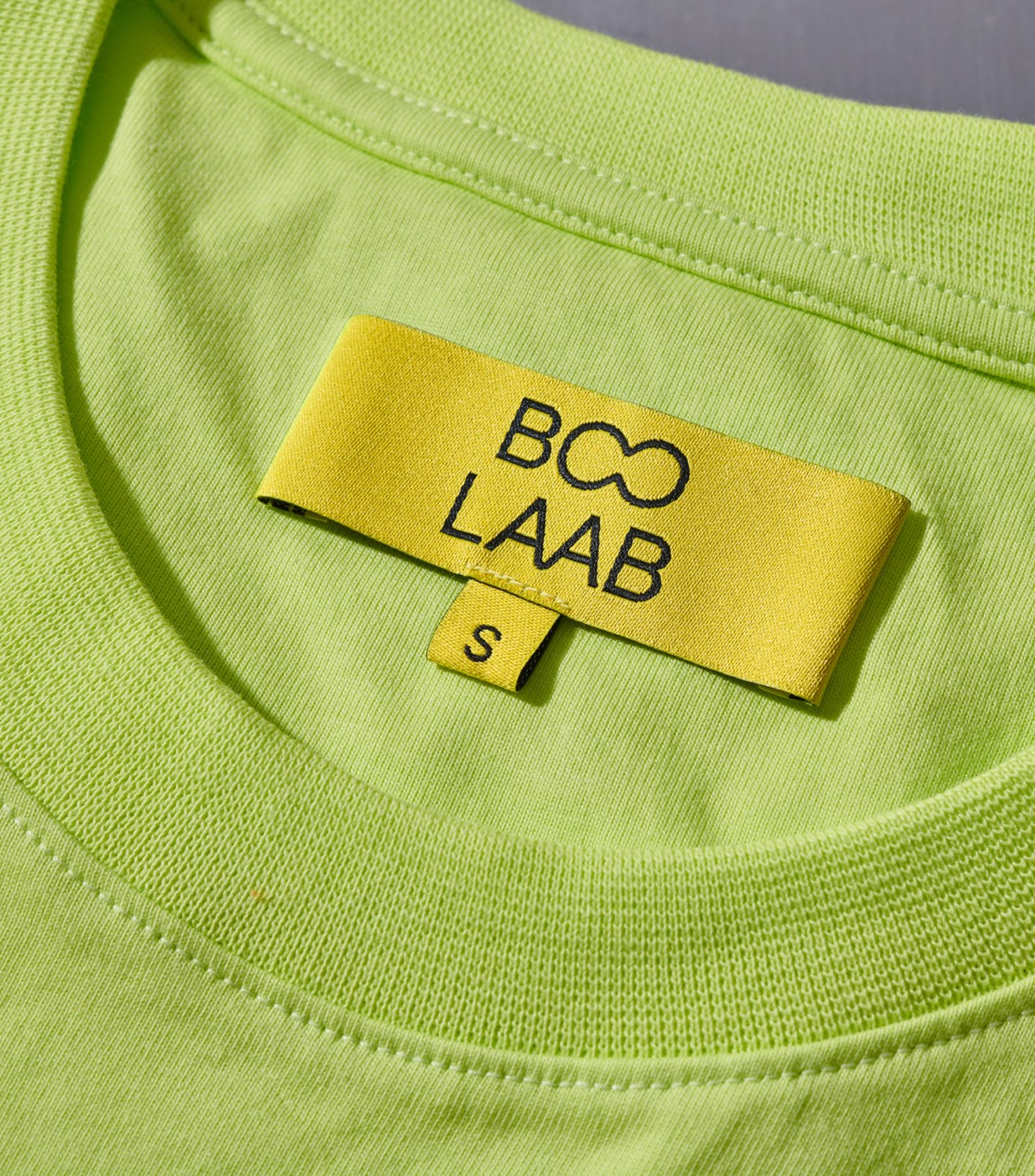 越南街头服饰品牌BOO形象视觉设计