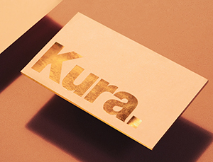 拥抱自己！Kura健康中心品牌形象设计普贤居素材网精选