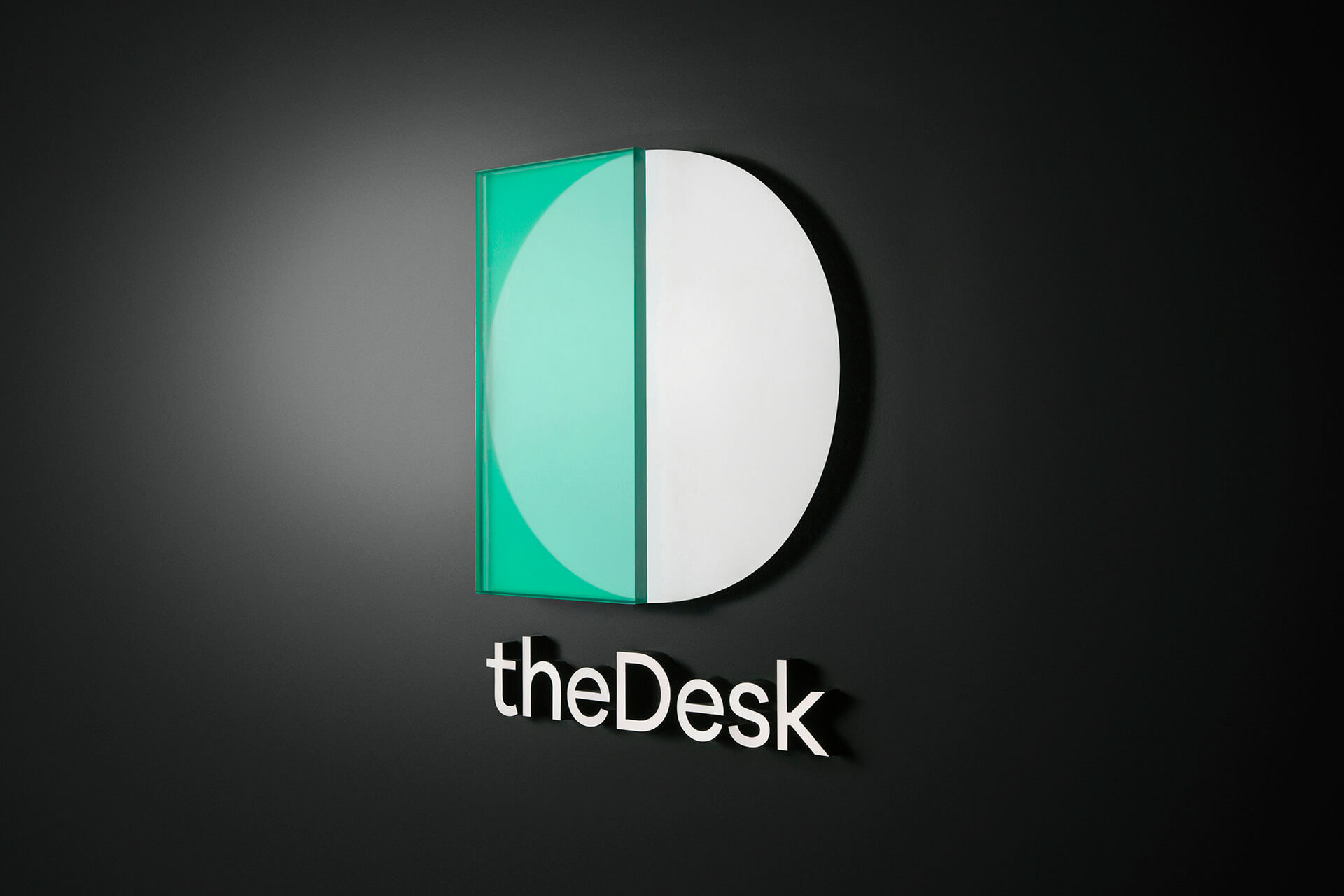 香港联合办公品牌theDesk视觉形象设计