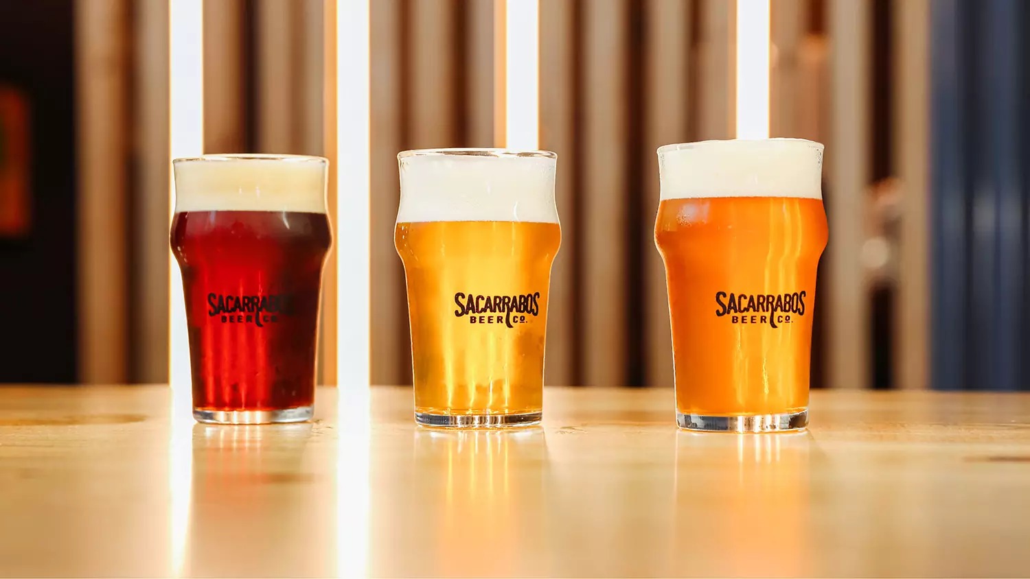 Sacarrabos啤酒餐厅品牌视觉设计