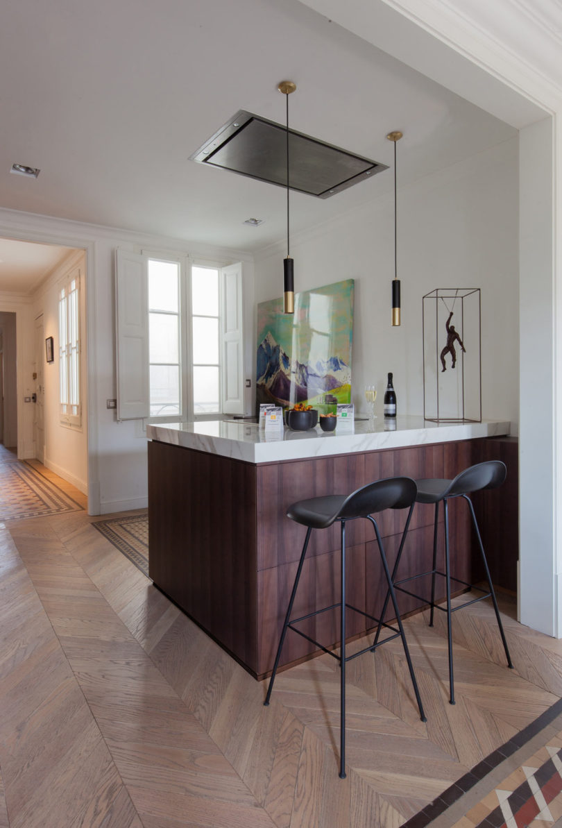 传统与现代相融合的巴塞罗那Aribau公寓设计