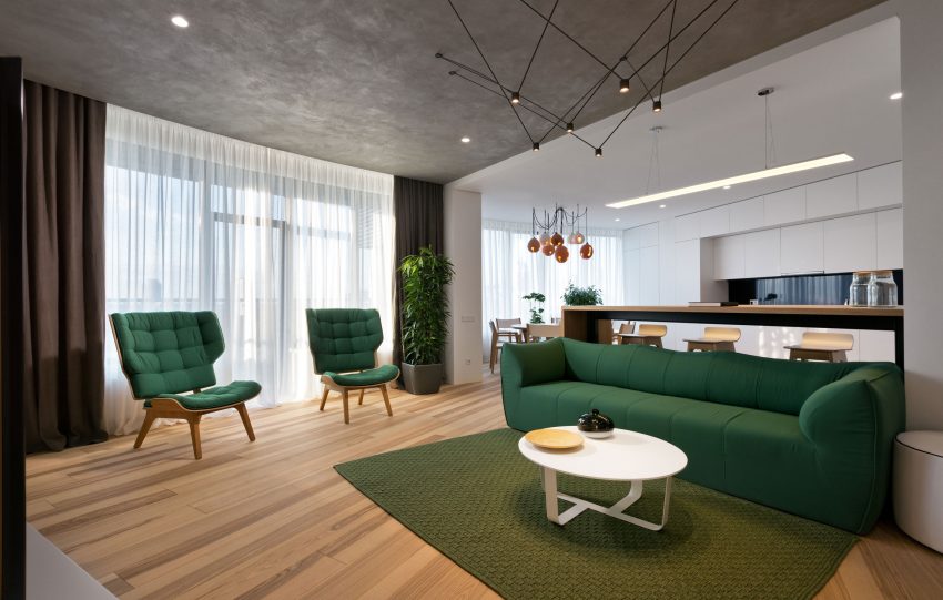 基辅高对比度的极简公寓设计