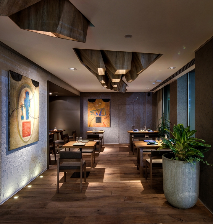 基辅BARVY现代餐厅空间设计