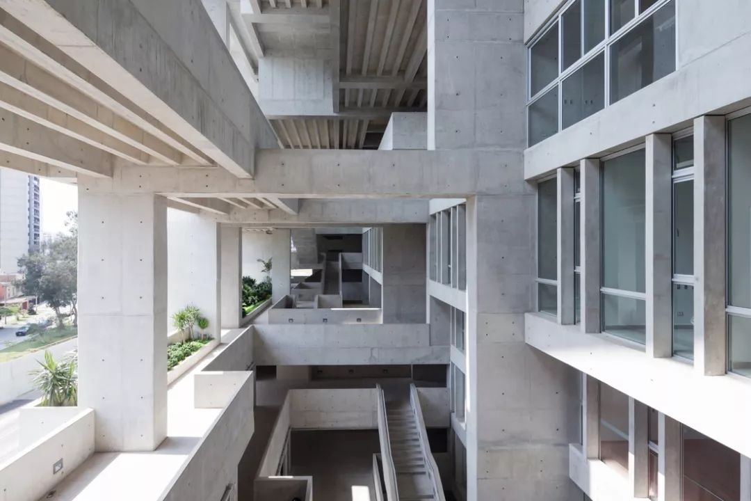 实至名归！2020年普利兹克建筑奖得主：Grafton Architects