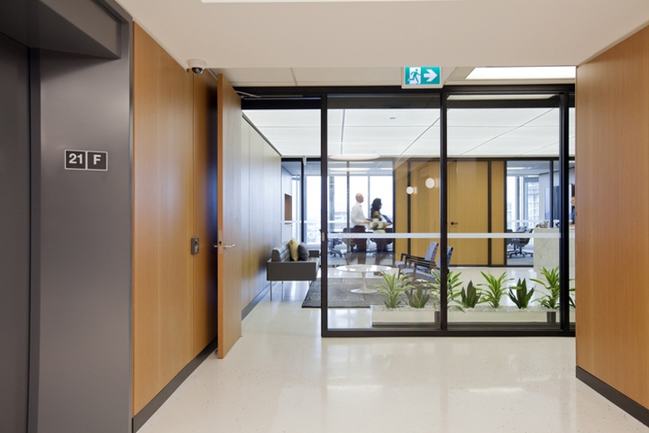 Mogo金融公司温哥华办公室设计