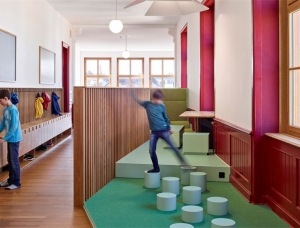 瑞士巴塞尔St. Johann小学走廊空间设计普贤居素材网精选