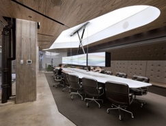 30个国外创意办公室木质工作台设计普贤居素材网精选