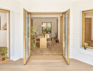 舒适自然的木质 西班牙Brava海岸住宅设计16图库网精选