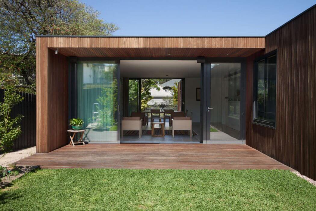 澳大利亚海岸坡屋顶住宅设计