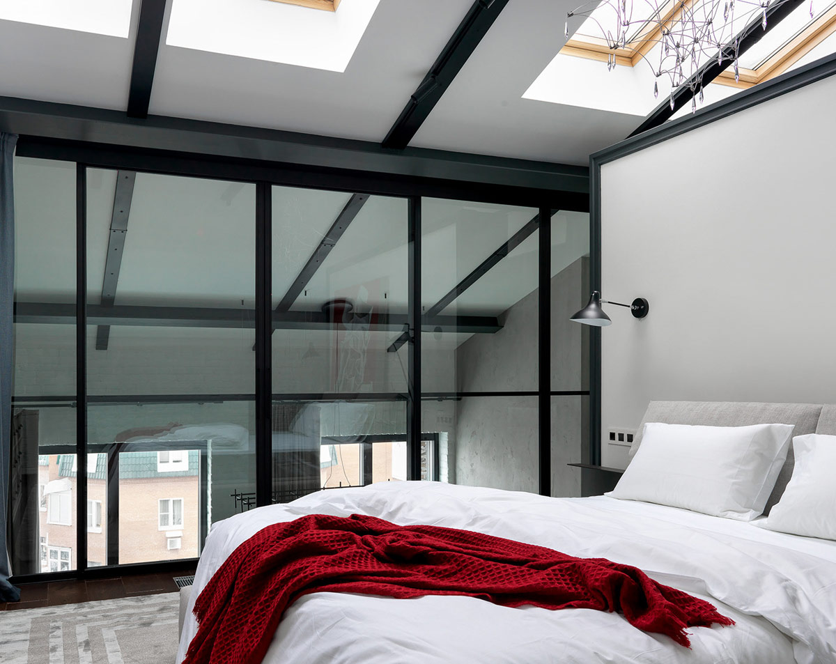 灰色系空间的红色点缀：3个现代家居室内装饰设计