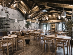 灰色调与木质空间：乌克兰YAVIR餐厅设计素材中国网精选