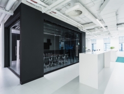 RD Construction现代感的办公室空间设计素材中国网精选